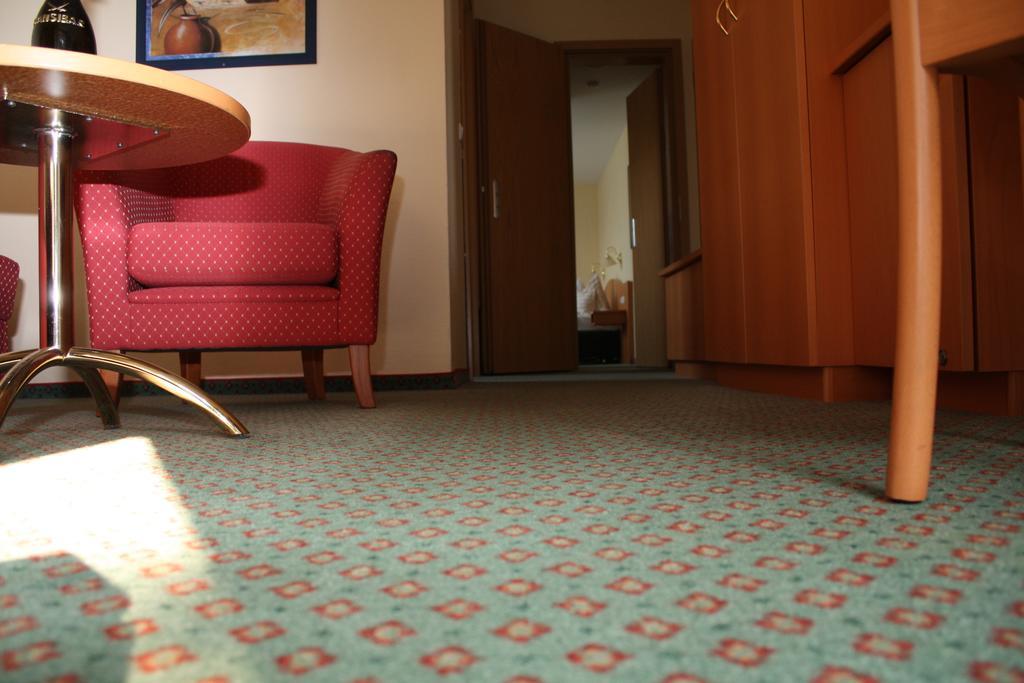 Hotel Gremersdorf - Zum Gruenen Jaeger المظهر الخارجي الصورة