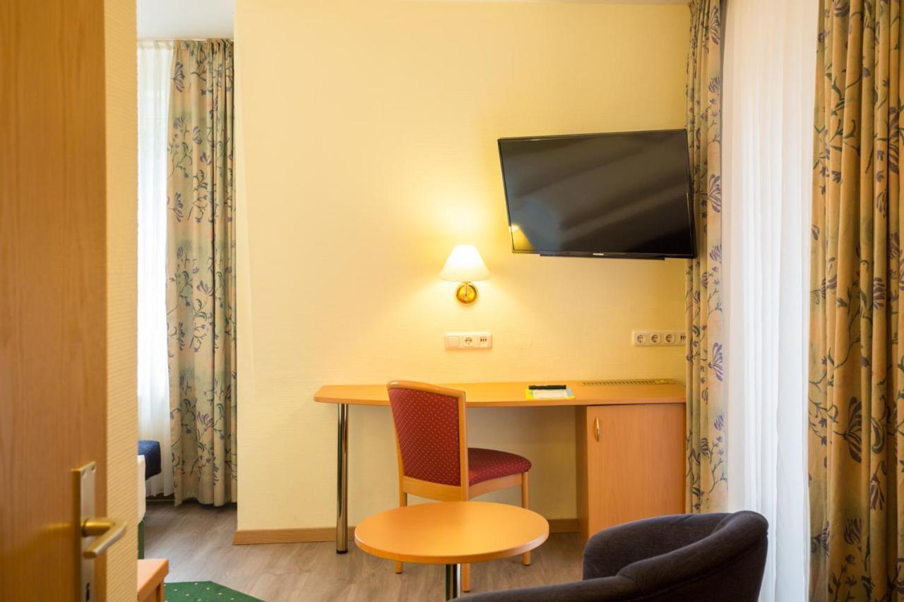 Hotel Gremersdorf - Zum Gruenen Jaeger المظهر الخارجي الصورة